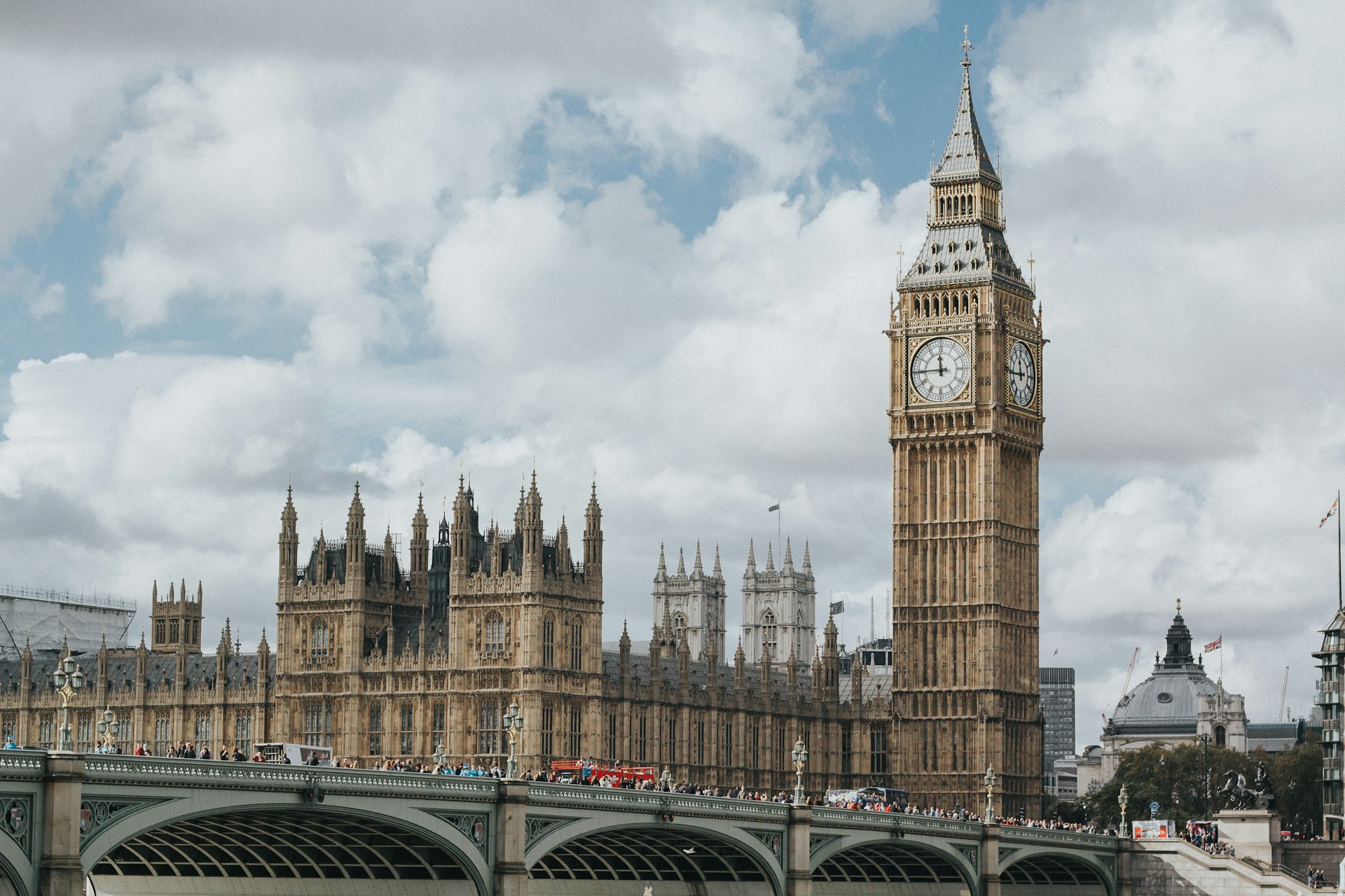 Glimpses of Europe with London